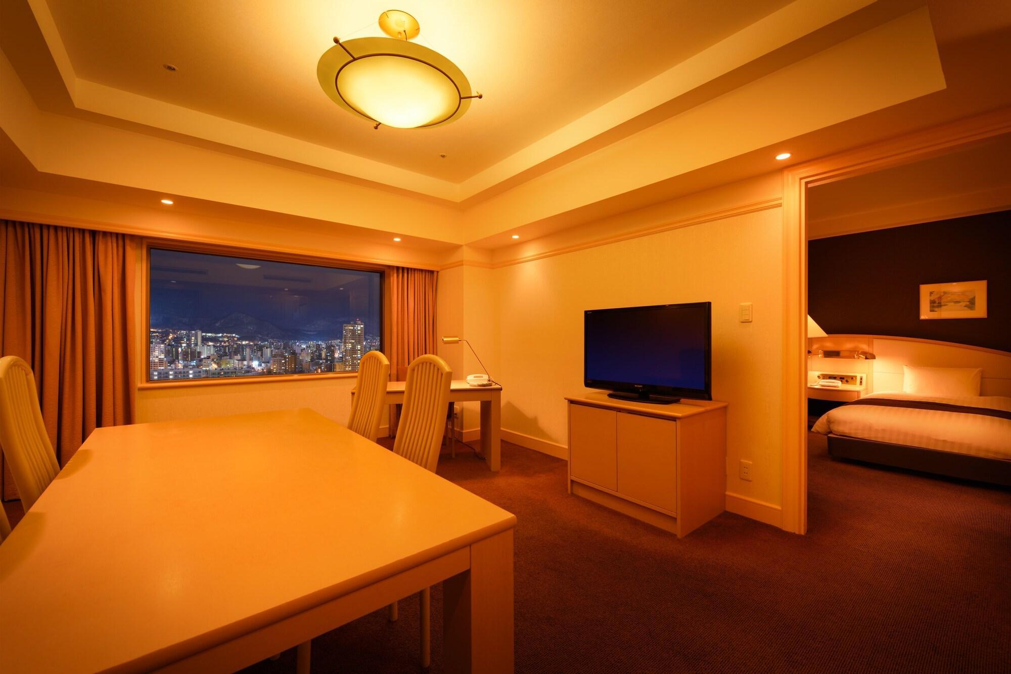 Royton Sapporo Hotel Exteriér fotografie A suite at the hotel